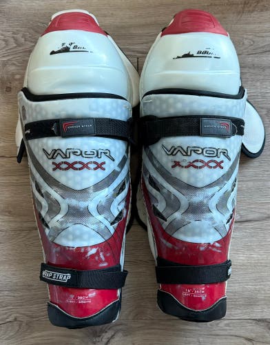 Senior Bauer Vapor XXXX 15" Shin Pads (Used)