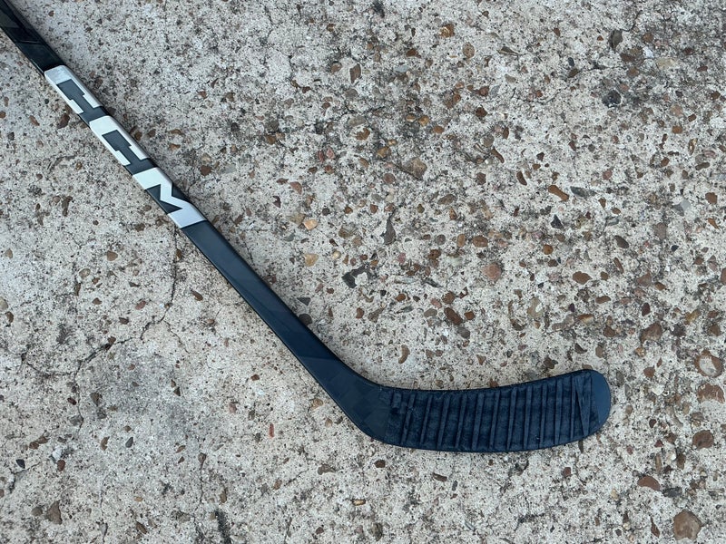 Used CCM JETSPEED FT7 PRO Pro Stock Hockey Stick Grip P90 90 Flex Right JONES 4444