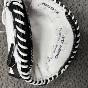 All Star RH Softball Glove (New) ALL STAR HEIRESS CMWH-Y 32.5" fastpitch catchers mitt