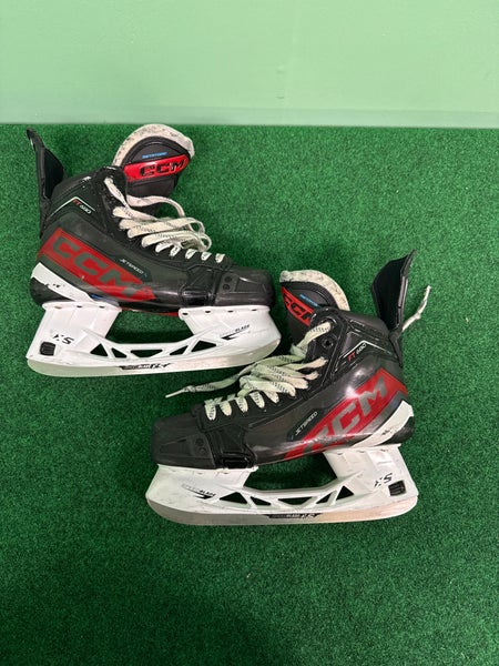 Senior CCM JetSpeed FT680 Hockey Skates (Regular) Size 9.5 (Used)
