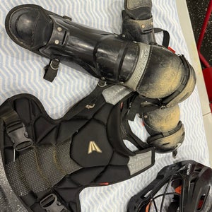 Youth Easton Jen schro Catcher's Combo (Used)