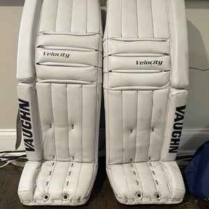 36" Vaughn professional Goalie Leg Pads (Used) and pad bag
