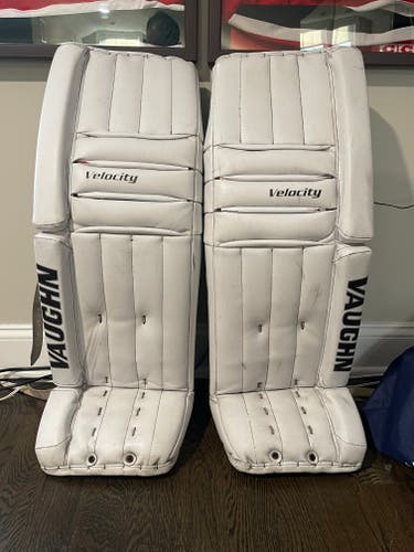 36" Vaughn Goalie Leg Pads (Used)