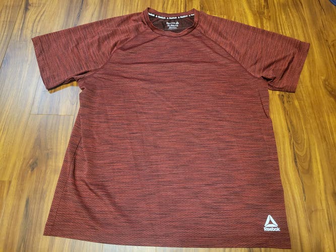 Reebok Lightweight Short Sleeve Athletic Shirt, Tag Size XL