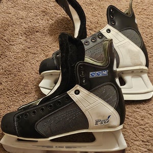 CCM Hockey Skates Ultra Pro SL-2500 13 (Used)