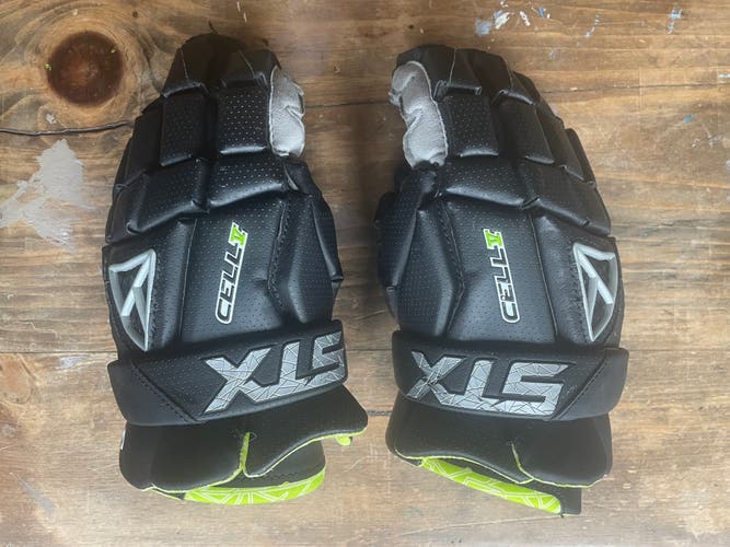 STX Cell V Lacrosse Gloves Large (Used)