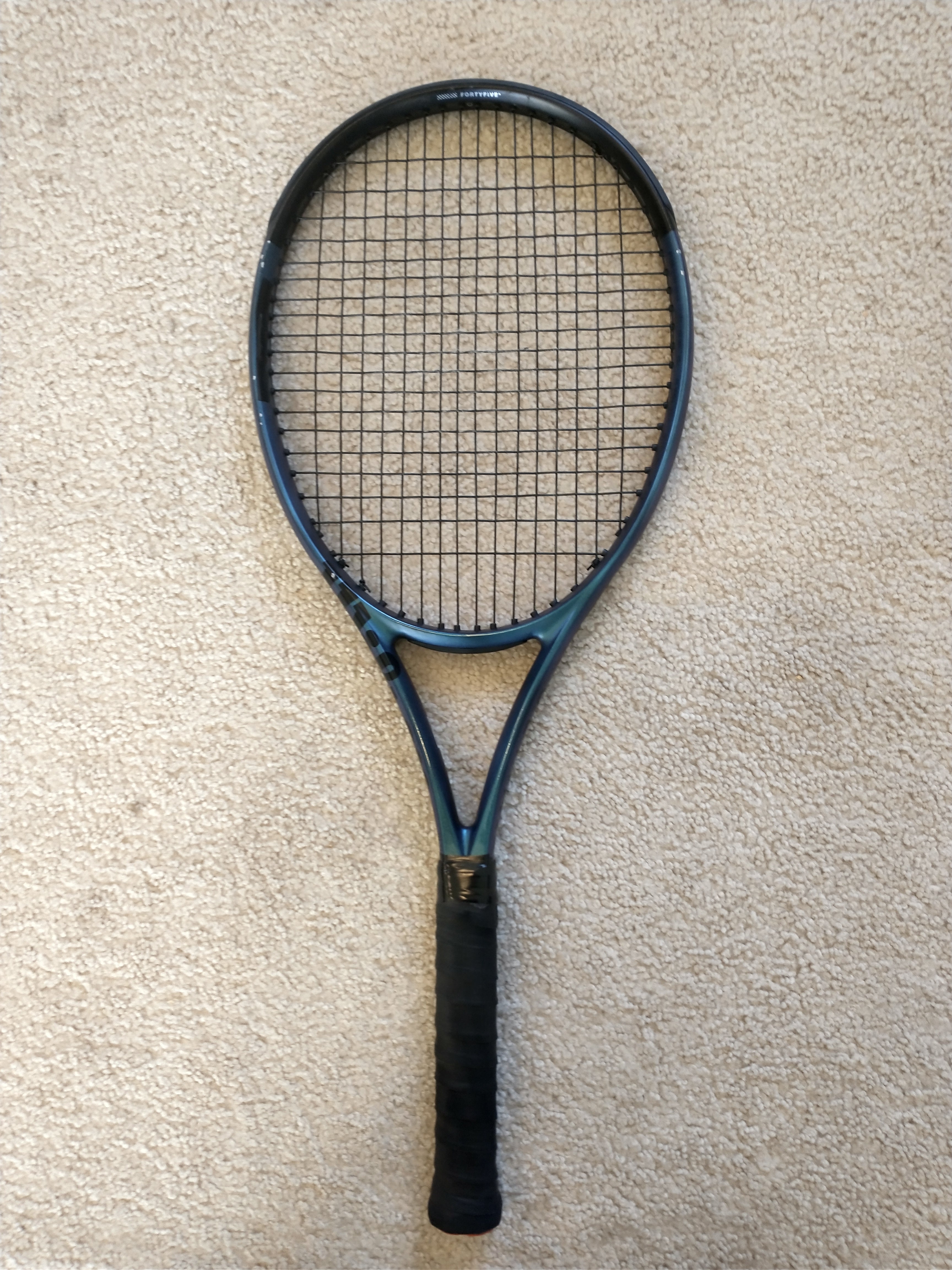 Wilson Cobra CL (Special Edition) Tennis Racket - 100 Sq. - 18x18