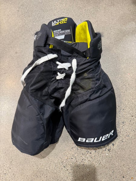 Youth Medium Bauer Supreme Ultrasonic Hockey Pants (Used)