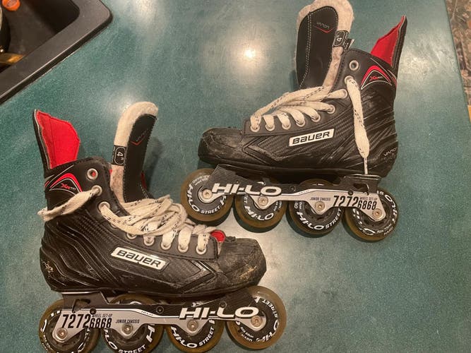 Bauer Vapor XR300 Inline Skates Size 4 (Used)
