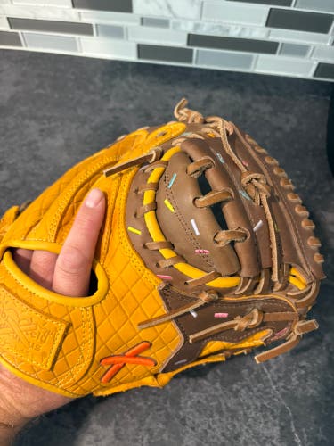 2024 RH Catcher's Baseball Glove 32.5" (Used)
