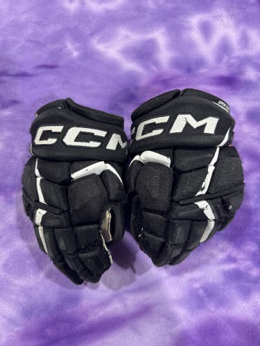 Black Junior CCM JetSpeed FT6 Gloves 11" (Used)