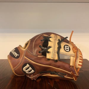 Wilson A2000 RH Infield Baseball Glove 11.75" (Used)