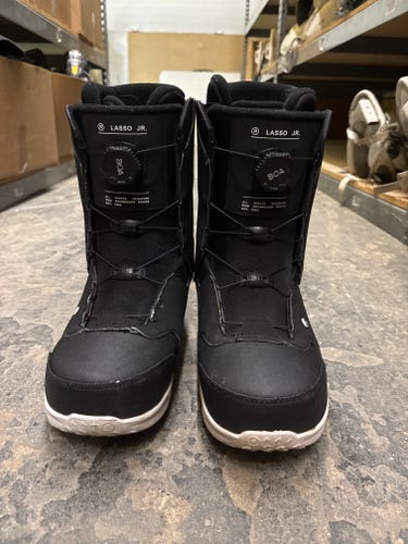 Kid's Ride Lasso Jr Snowboard Boots | Size M 7.0 (W 8.0)
