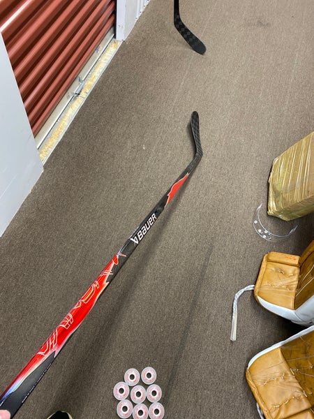 New Bauer Vapor FlyLite Left Hand Hockey Stick P28 87 Flex