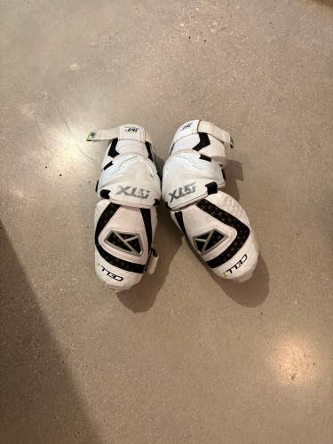 Large Youth STX Cell Arm Pads (Used)