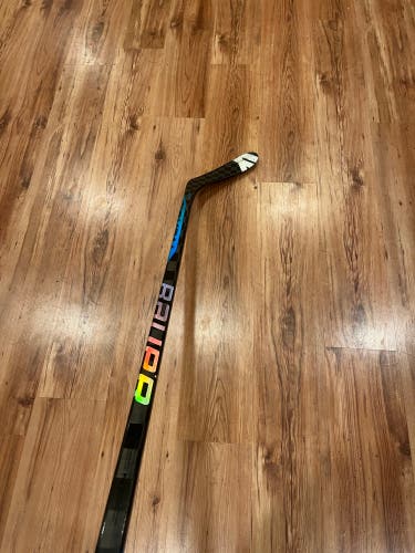 Intermediate Bauer Nexus Sync Right Handed Hockey Stick P28 65 Flex (Used)