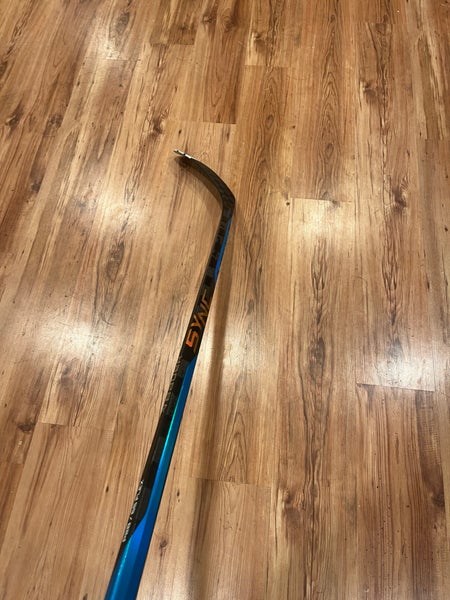 Intermediate Bauer Nexus Sync Right Handed Hockey Stick P28 65 Flex (Used)