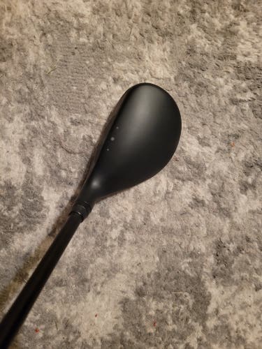 Ping G425 Right Handed Hybrid Extra Stiff Flex 2H (Used)