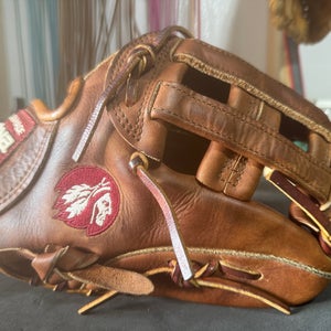 Nokona WB1175 RH Outfield Baseball Glove 11.75" (Used)