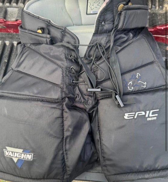 Small Vaughn Epic 8600 Goalie Pants (Used)
