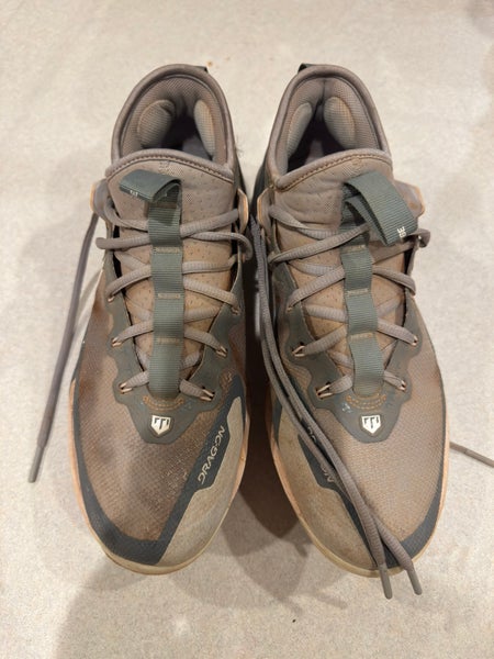 Gray Men's Size M 8.5 (W 9.5) Adult Nike Force Zoom Trout 9 Elite High Top Metal (Used)