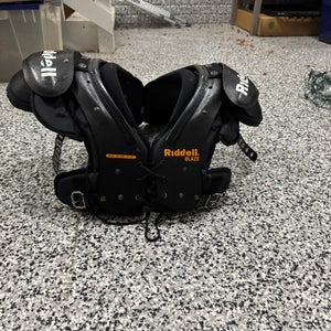 Extra Large Youth Riddell Blaze Shoulder Pads (Used)