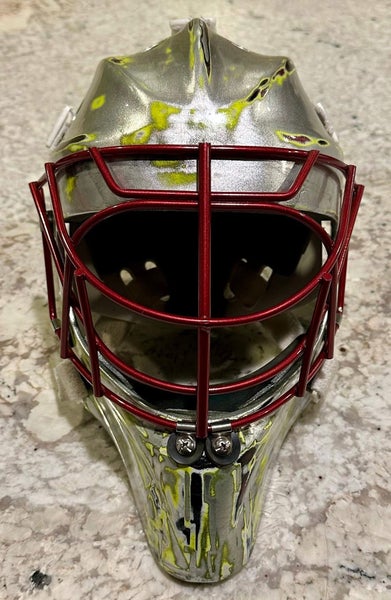 Senior Medium 2020 CCM GFL 1.9 Goalie Mask (Used)