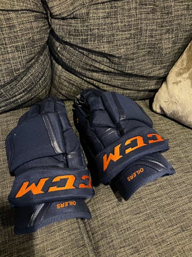 CCM Pro Model Gloves 15" Pro Stock (Used)
