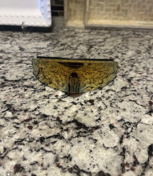 Men's Adult One Size Fits All Oakley Sunglasses (Used)