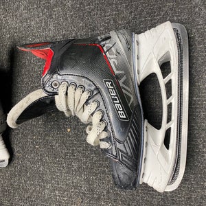Bauer Vapor X-Lite Hockey Skates Wide Width 7 (Used)