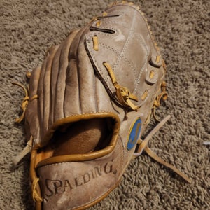 Spalding RH The Classic EZ Flex Softball Glove. Game Ready ChromeTanned Top Grain Leather