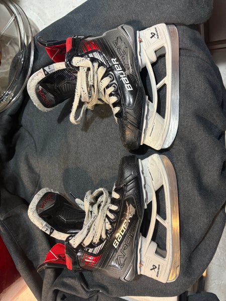 2025 Bauer X5 pro Hockey Skates Regular Width Pro Stock Size 2 (Used)