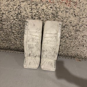 34" CCM EFlex 6 Goalie Leg Pads (Used)