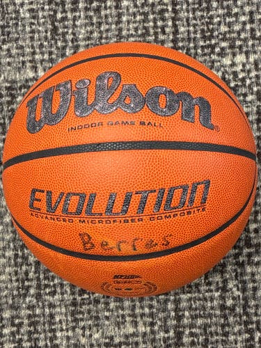 Wilson Evolution Indoor Basketball (29.5/Sz.7)