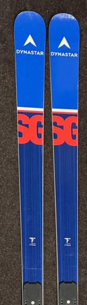 196cm Dynastar  SG skis with Look Rockerace SPX15 Bindings.    U14/16 SG skis.