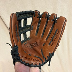 RH Easton Rival Baseball Glove 12" (Used)