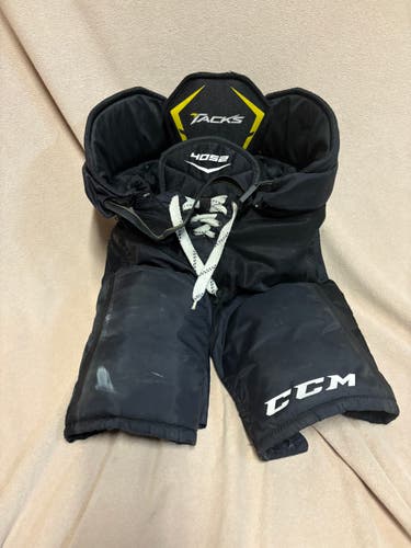 Junior XL CCM Tacks 4052 Hockey Pants (Used)