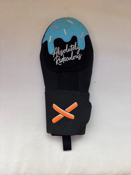 Black Senior Sliding Mitt BRAND NEWARIAPush&