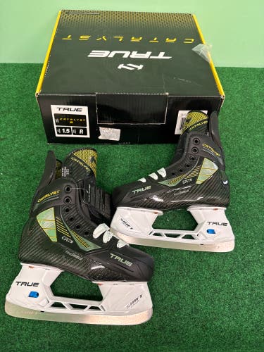 Junior True Catalyst 9 Hockey Skates (Regular) Size 1.5 (New)