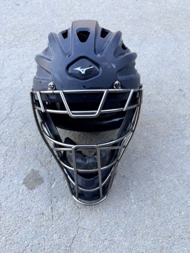 Mizuno Samurai Catcher's gear