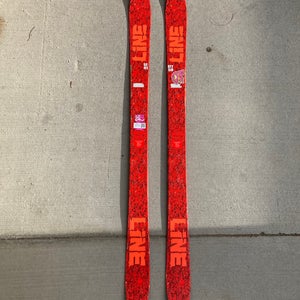 Line Ruckus 145cm Skis Without Bindings