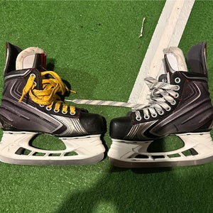 Bauer Vapor X60 Hockey Skates Regular Width Size 3 (Used)