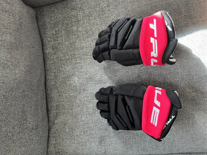 True Catalyst XP Gloves 14" (Used)