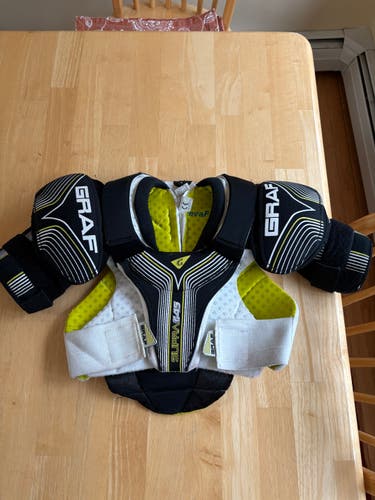 Medium Junior Graf Supra G45 Shoulder Pads (Used)