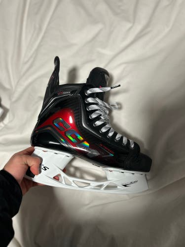2025 CCM JetSpeed FT8 Pro Hockey Skates Regular Width 7 (New)