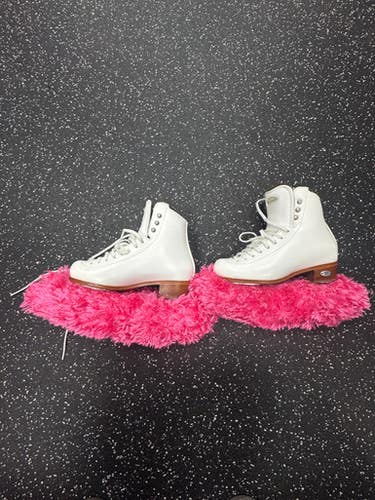 Used Riedell TS WomensFigure Skate White Senior 4 11849-S000033847