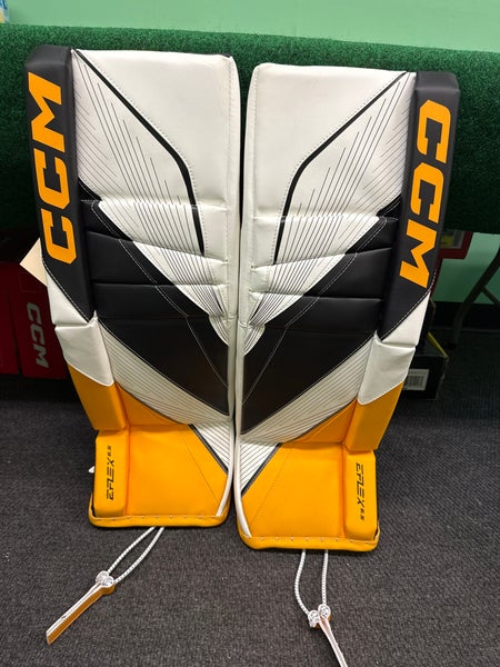 Black & Yellow Intermediate CCM EFlex 6.5 Goalie Leg Pads (New) | 30"+1"