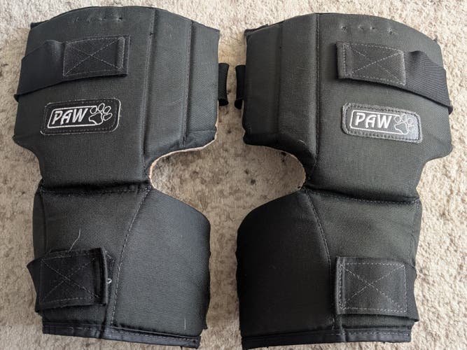 PAW Goalie Knee Pads – Pro Level Knee Protection – Used Good Condition