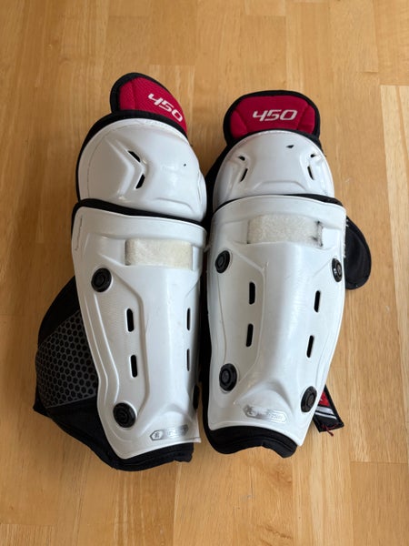 Junior Easton 450 10" Shin Pads (Used)