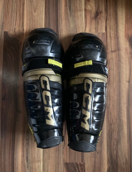 Senior CCM Tacks AS-V Pro 14" Shin Pads (Used)
